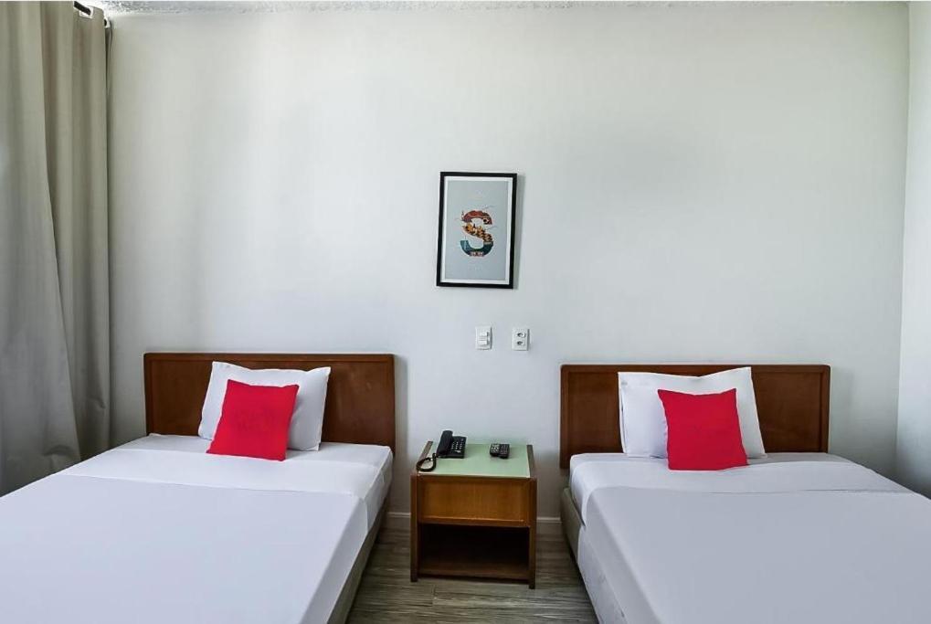 Hotel Interamericana Luaran gambar