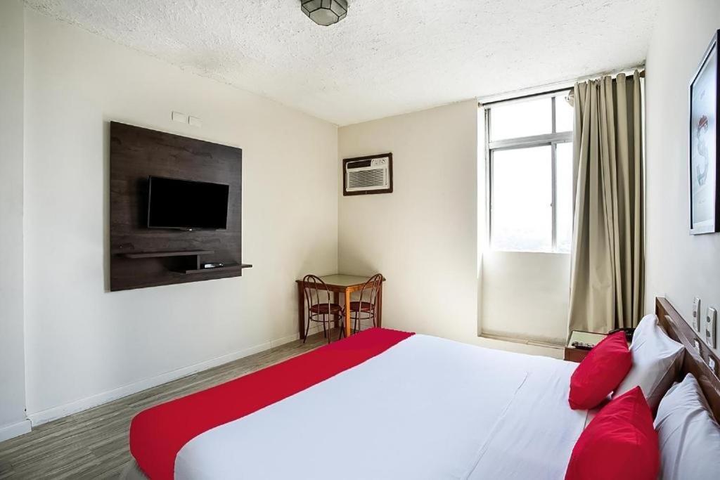 Hotel Interamericana Luaran gambar