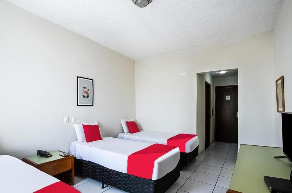 Hotel Interamericana Luaran gambar